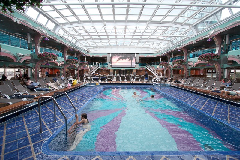 carnival cruise line splendour pool