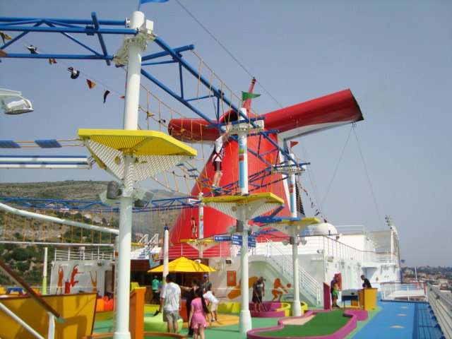 Carnival Cruises ropes course