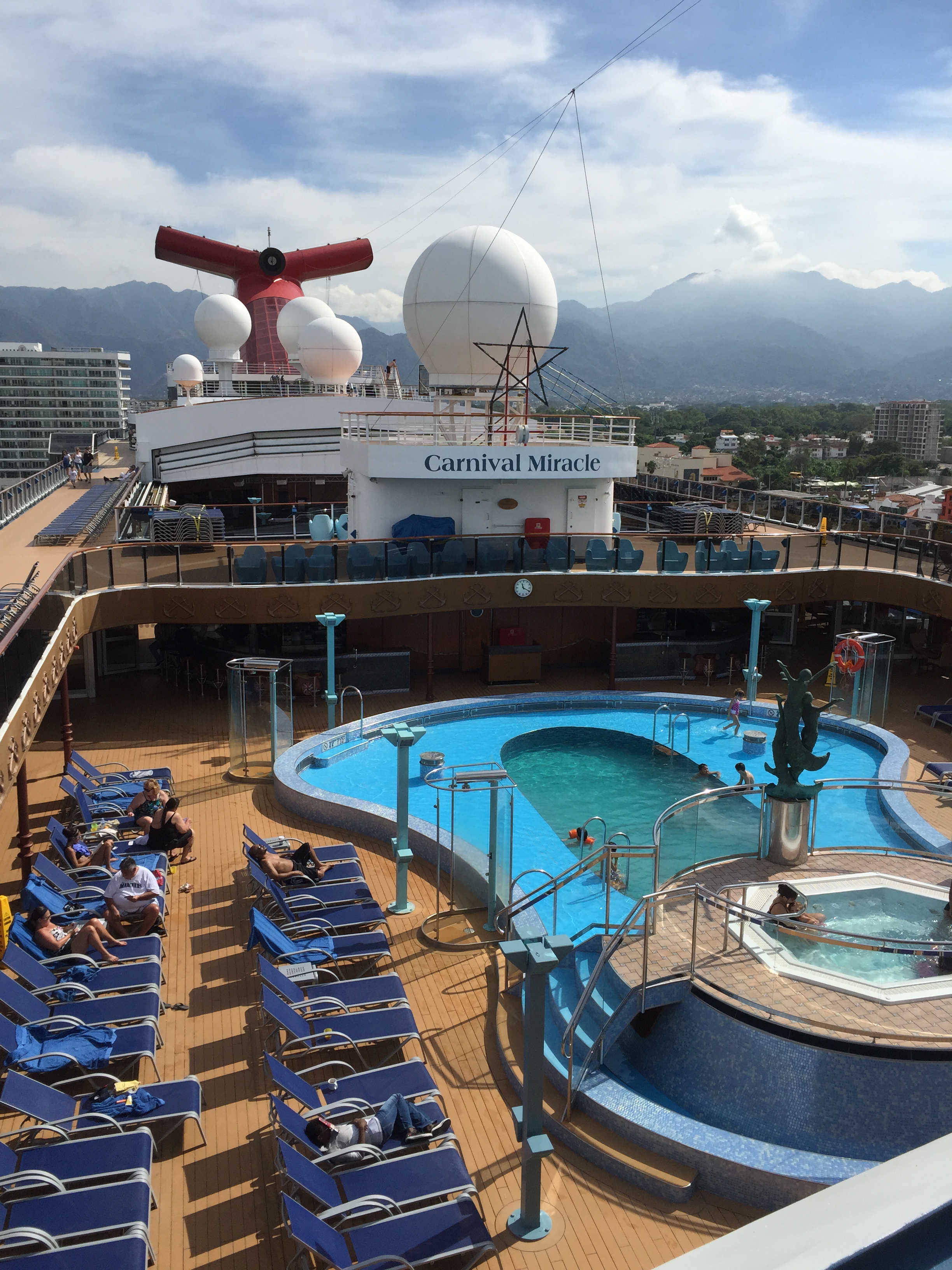 carnival cruises miracle pool hot tubs