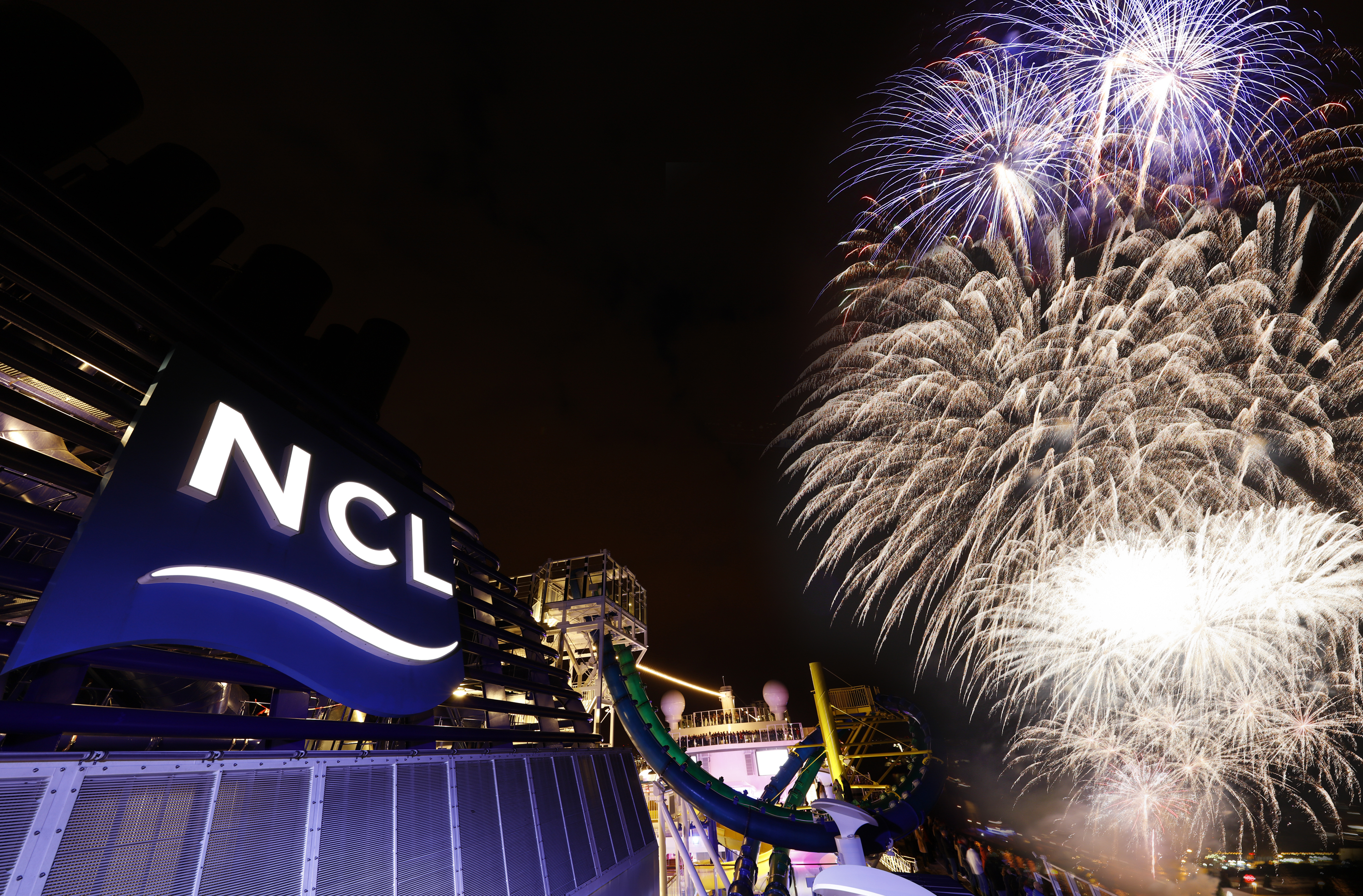 Norwegian cruises escape cruise ship inaugural fireworks