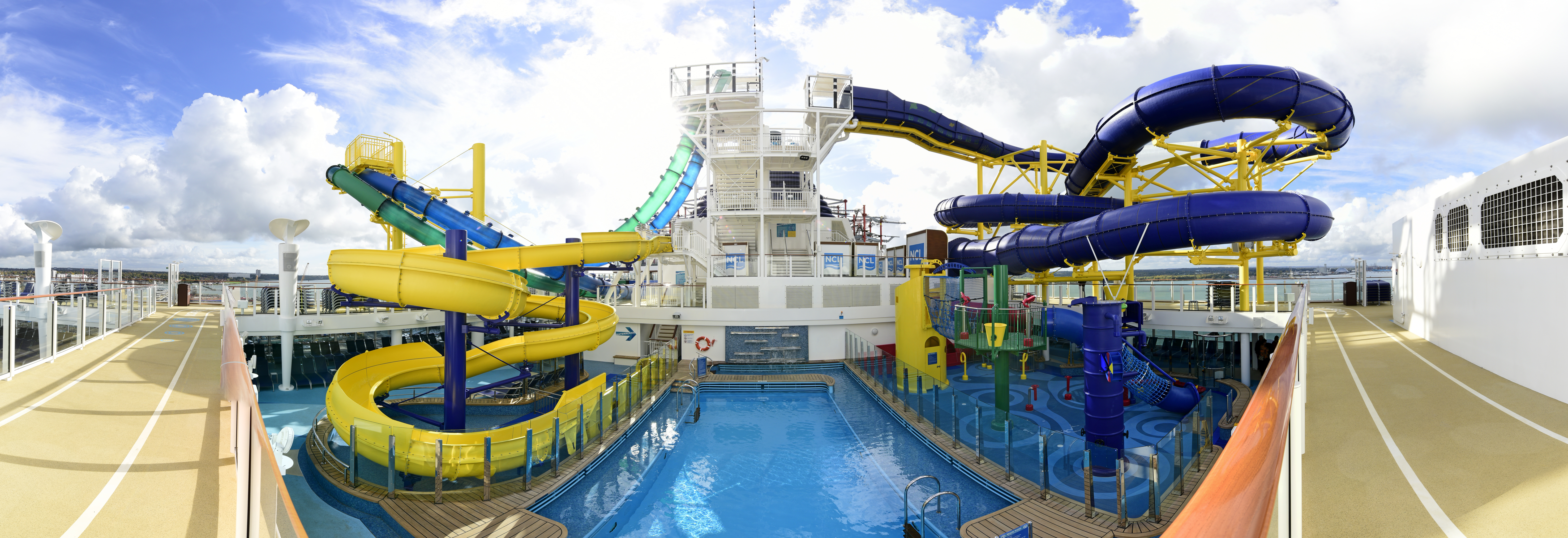 Norwegian cruises escape cruise ship main pool