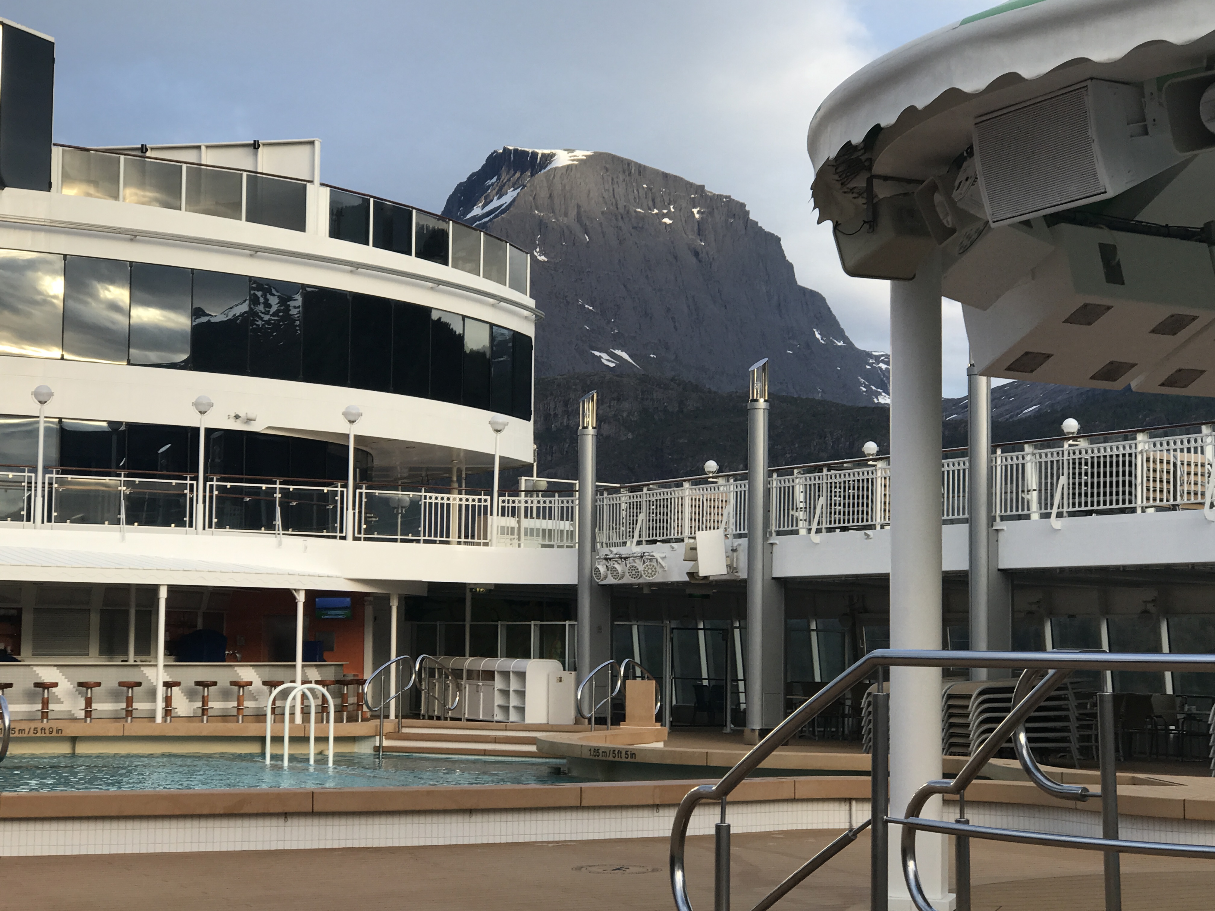 Norwegian cruises Jade cruise ship Norway pool