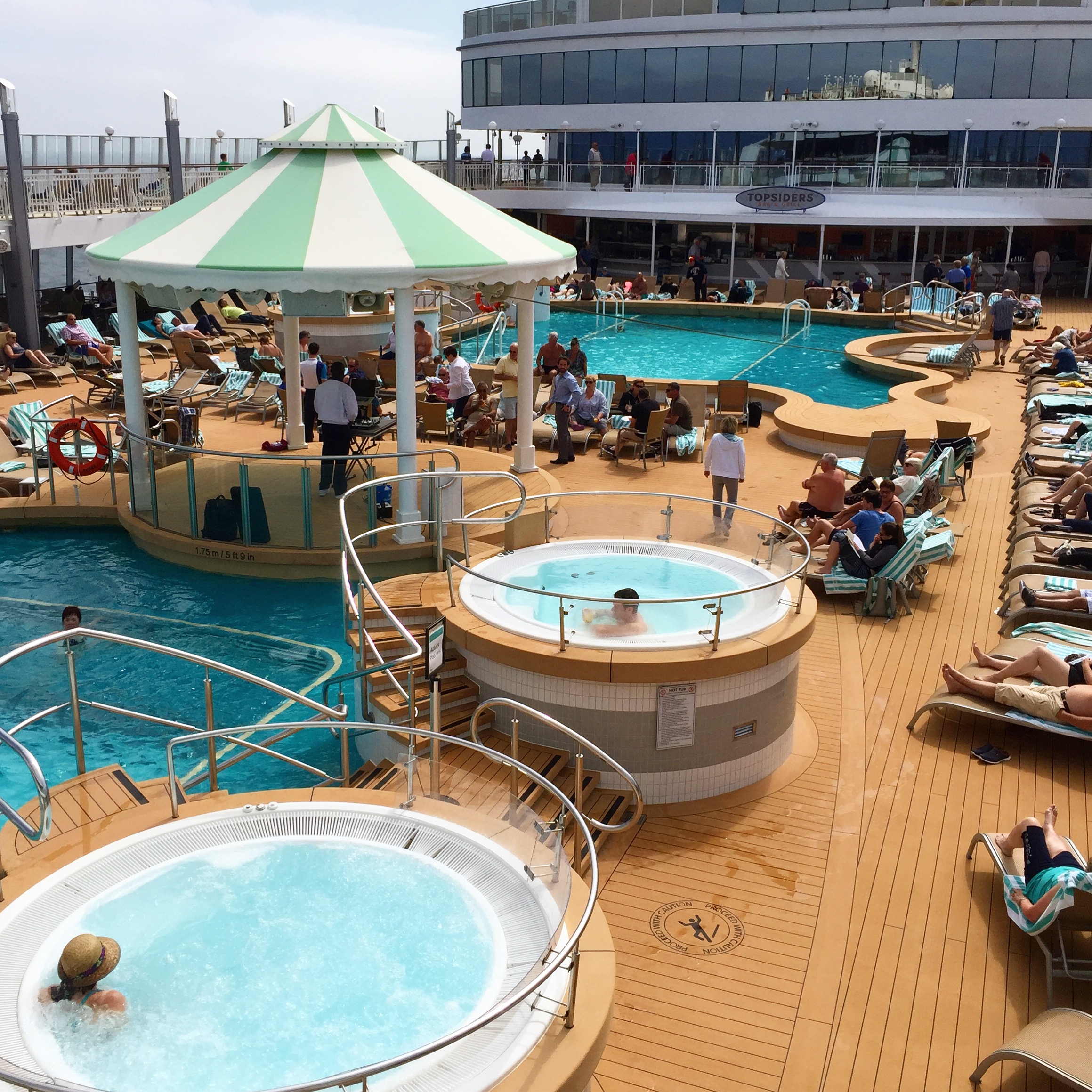 Norwegian cruises Jade cruise ship Norway hot tubs