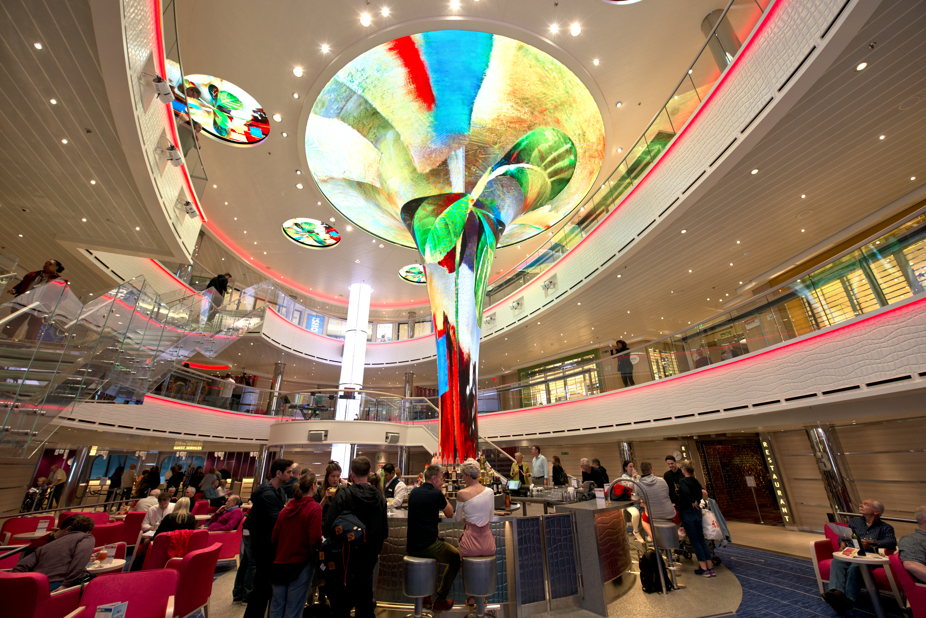Carnival cruises Horizon cruise ship dreamscapes sculpture bar
