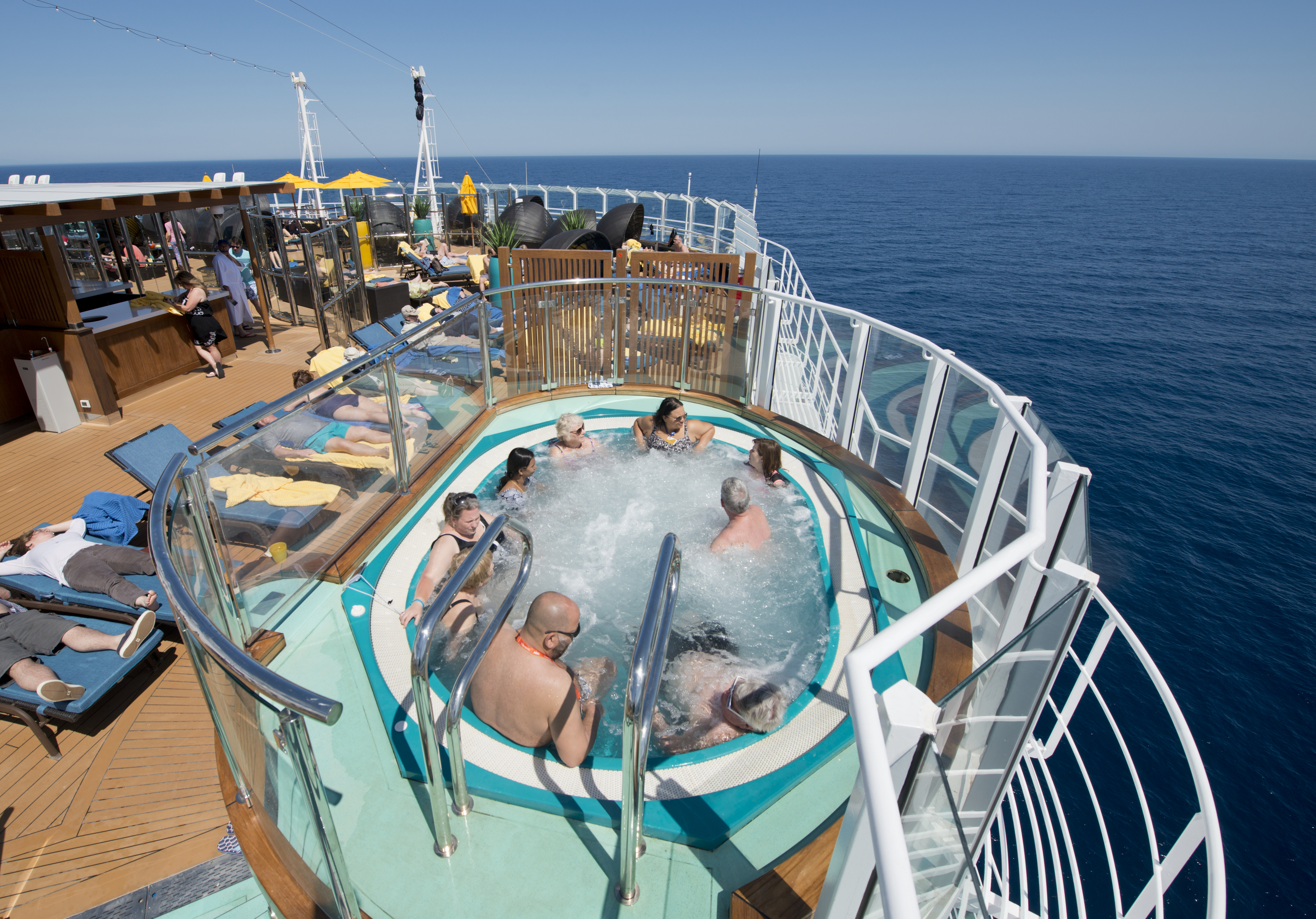 Carnival cruises Horizon cruise ship serenity hot tub