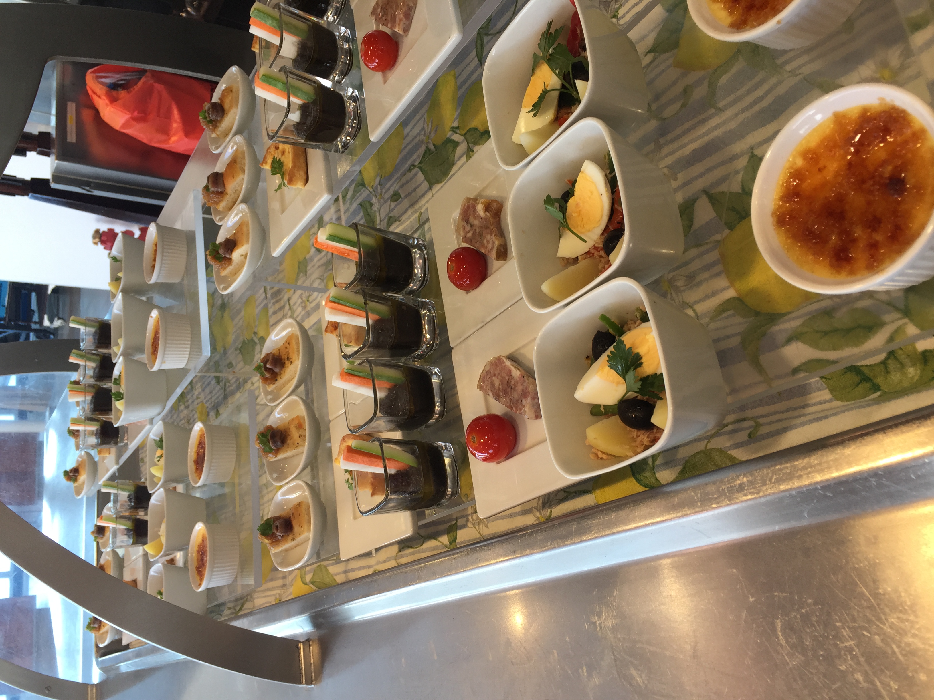 Regent Cruises Voyager buffet