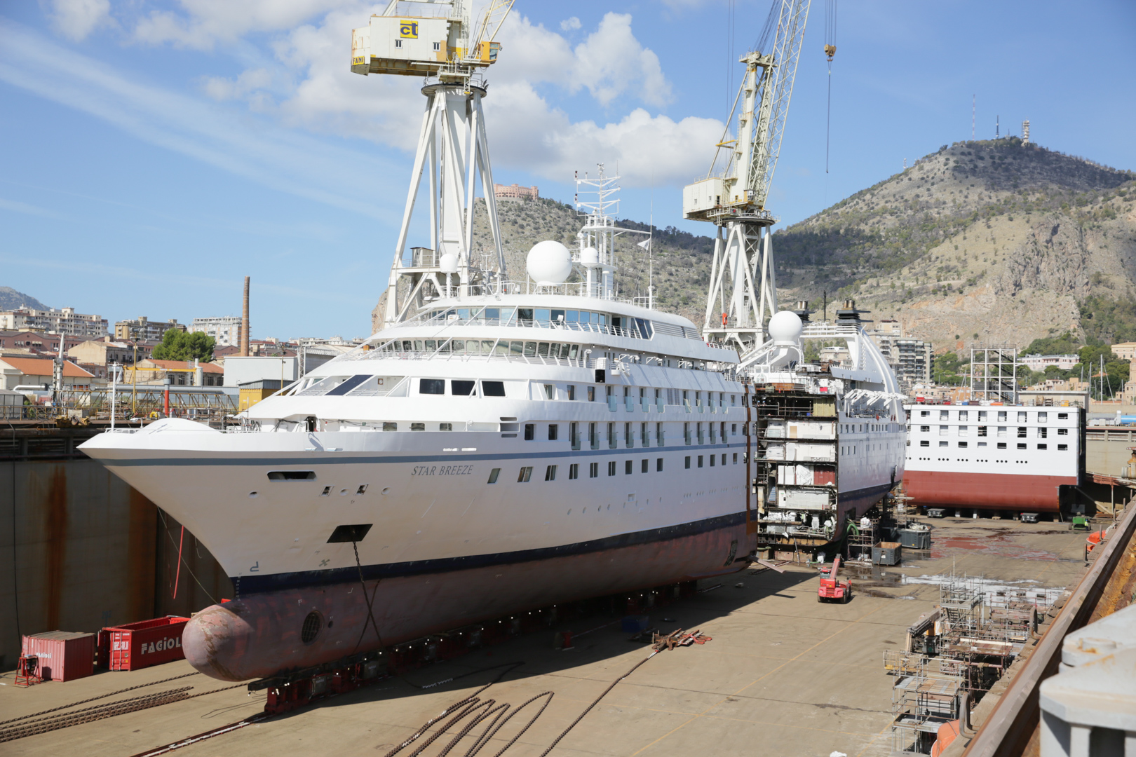 WindstarBreezeCutInHalf