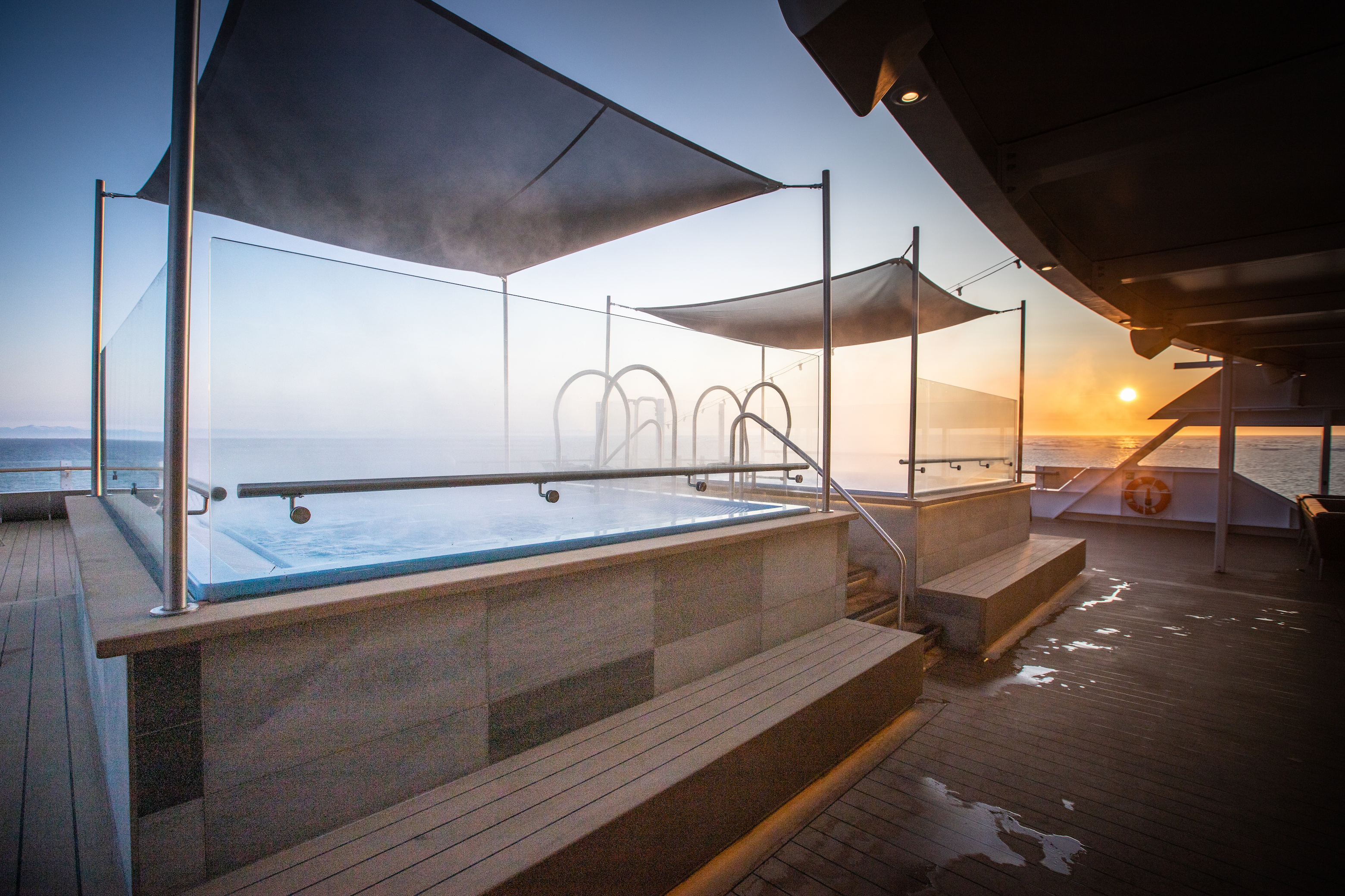 Hurtigruten cruises cruise ship pool