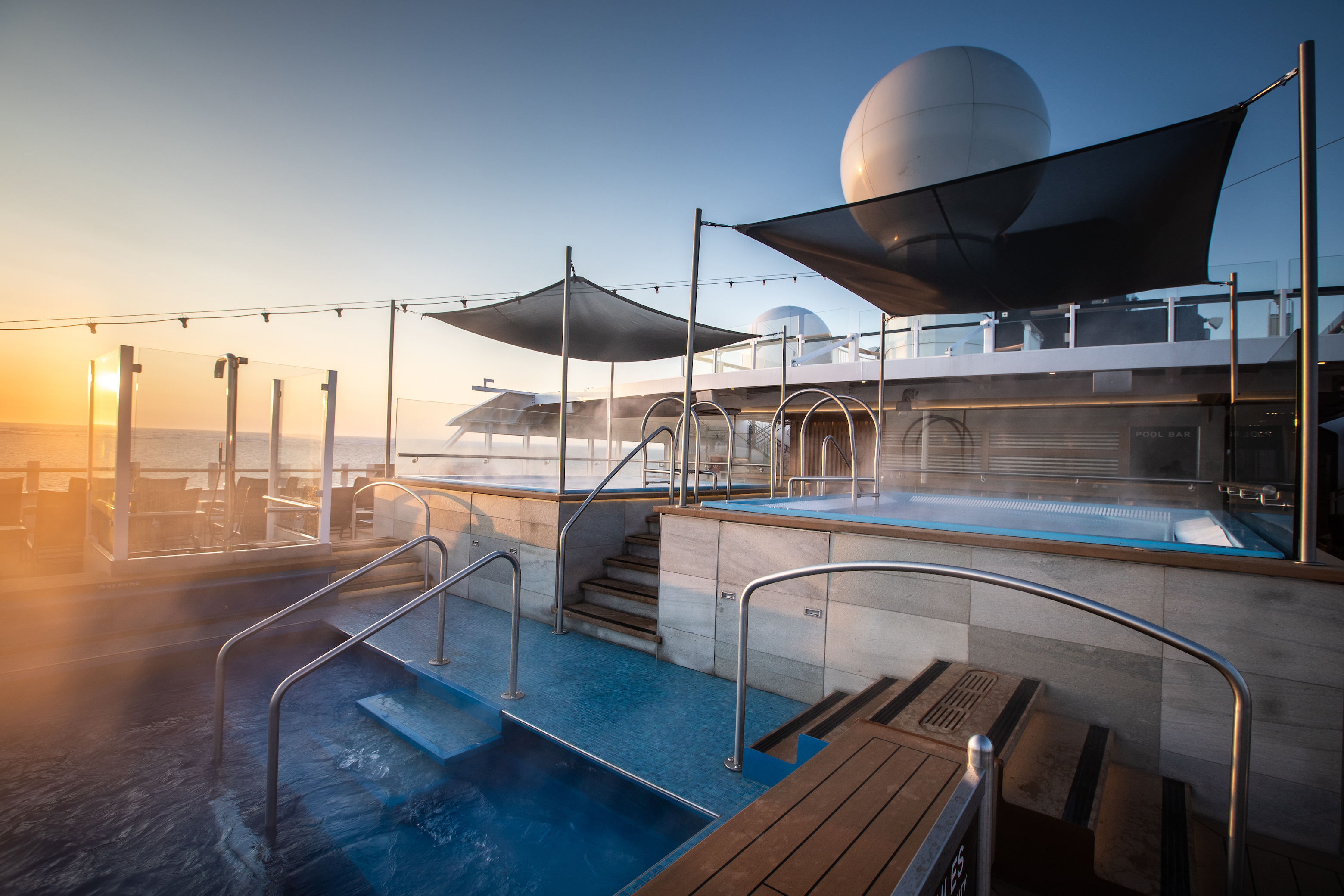 Hurtigruten cruises cruise ship hot tub