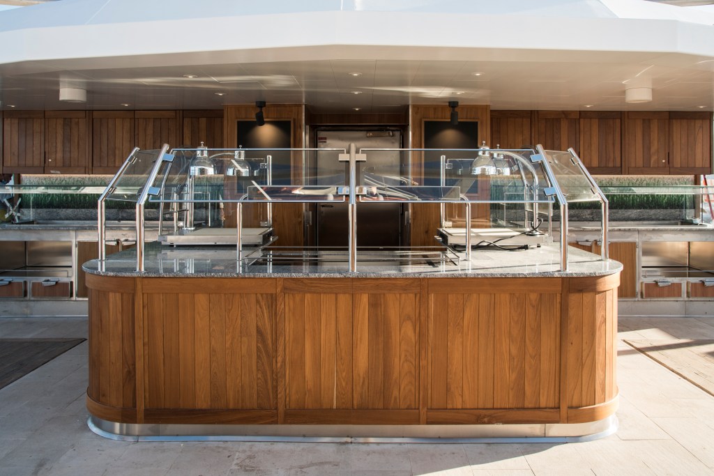 Windstar Star Breeze Grill