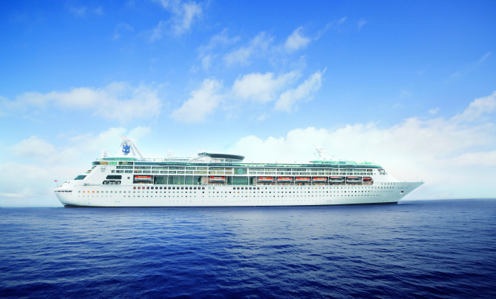 Royal Caribbean Grandeur of the Seas exterior bow