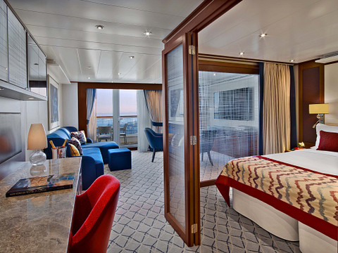 Seabourn Ovation cruise ship penthouse suite