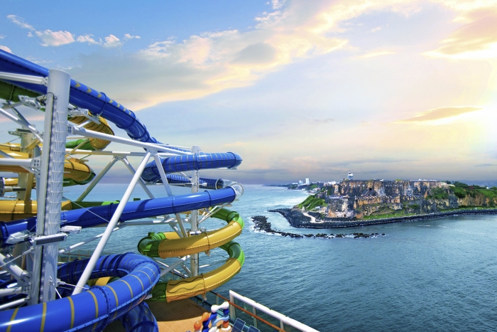 Royal Caribbean Freedom of the Seas waterslide