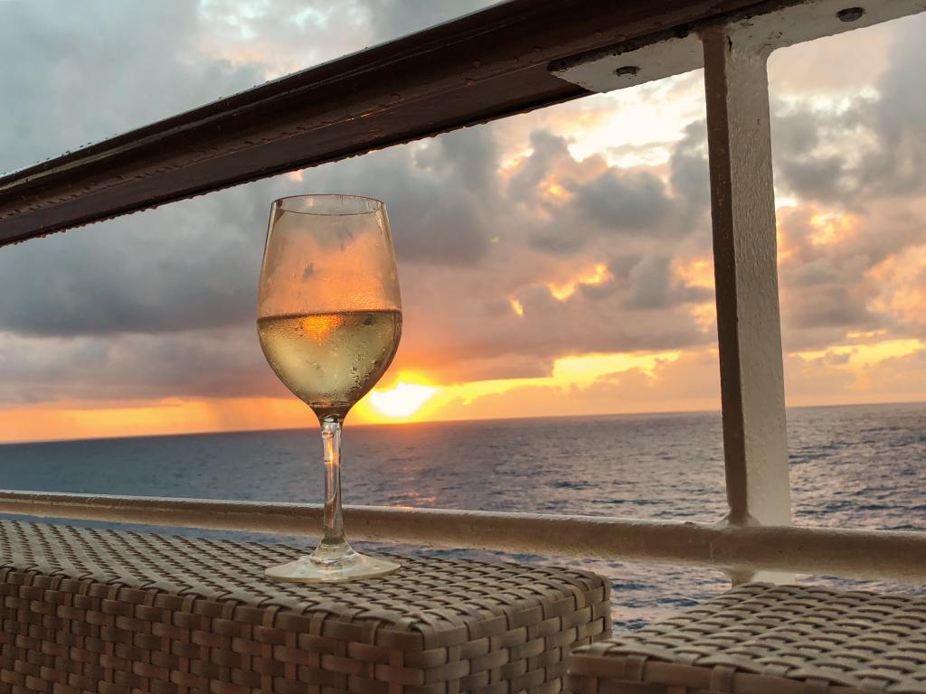 free alcohol on a cruise ship wine