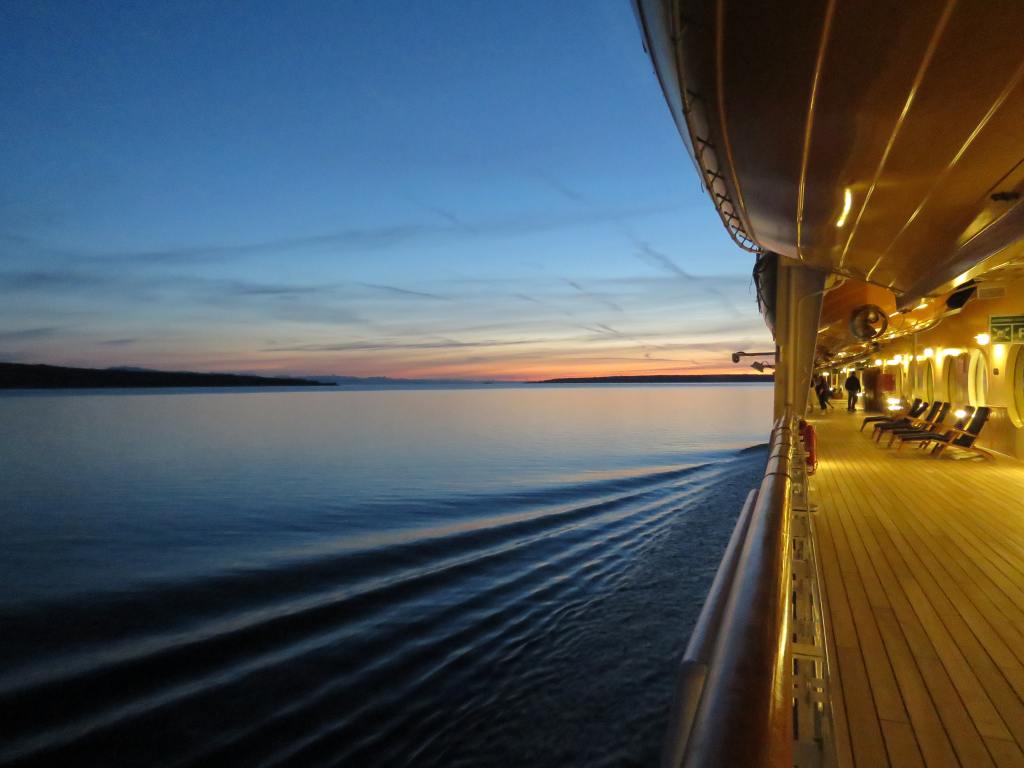 cruise ship promenade