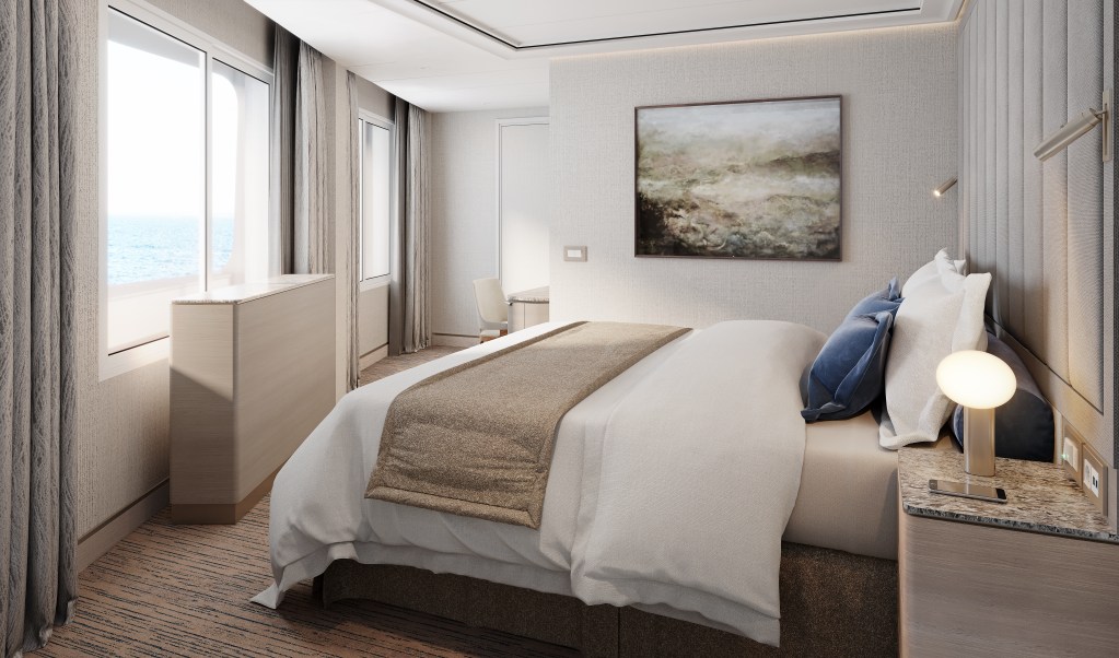 RCCSE_07_Junior_Grand_Suite_BF_Bedroom_HIGH