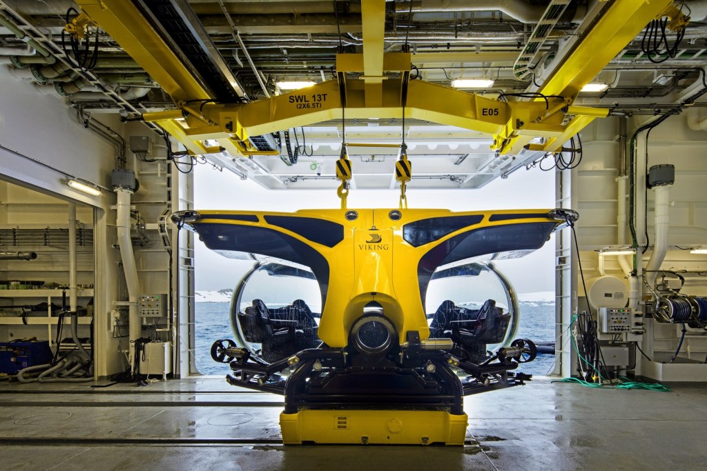 viking octantis hangar