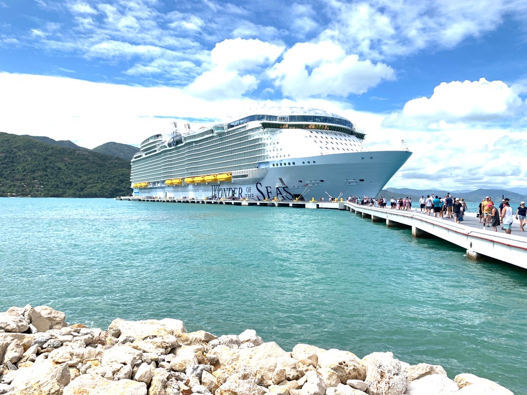 WonderDockedinLabadee
