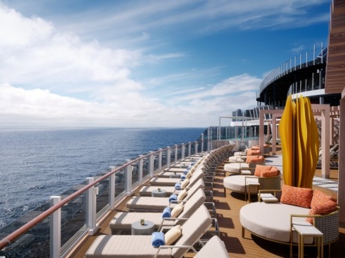 Norwegian Prima vibe deck
