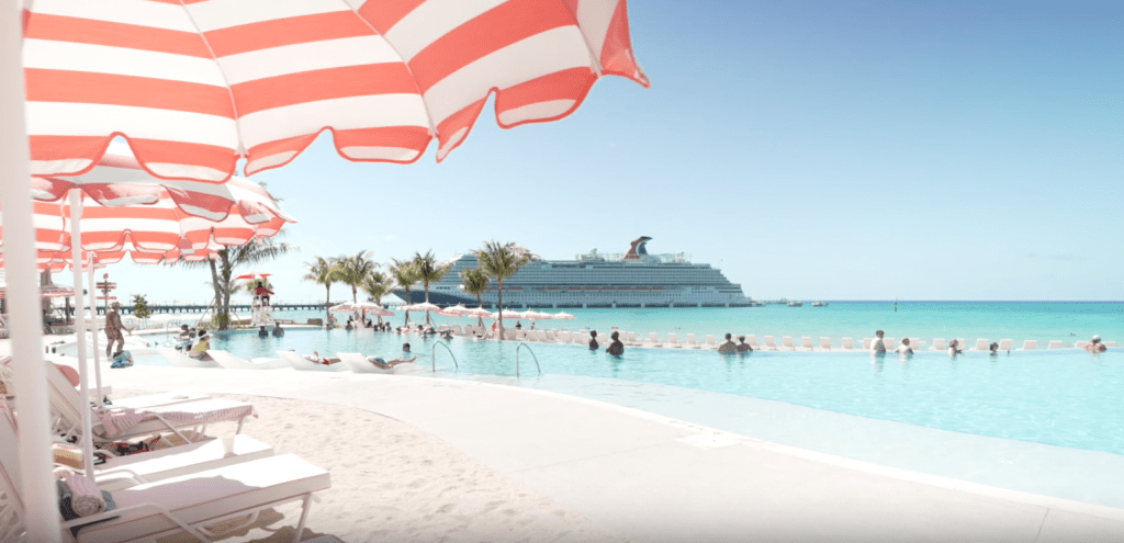 Carnival Vista cruiseship at Celebration Key