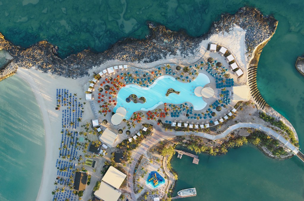 norwegian cruise line great stirrup cay aerial